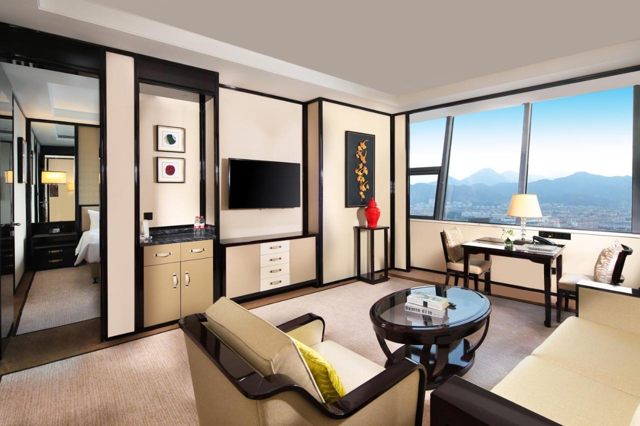 Howard Johnson Plaza Ningbo Exterior foto